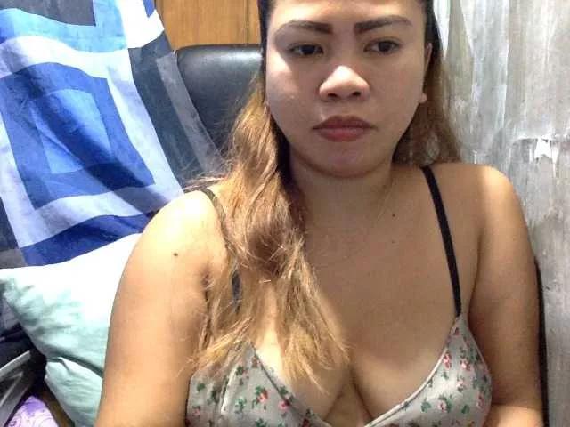 Pinnky69 from BongaCams