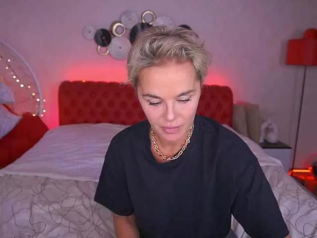 PleasureWeCouple from BongaCams is Freechat