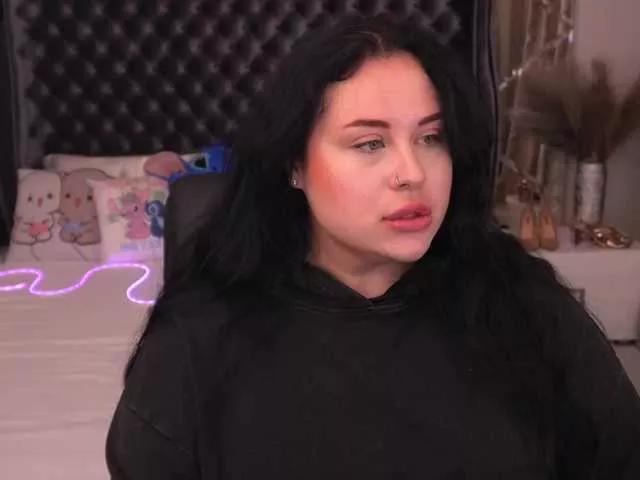 PollyMur from BongaCams