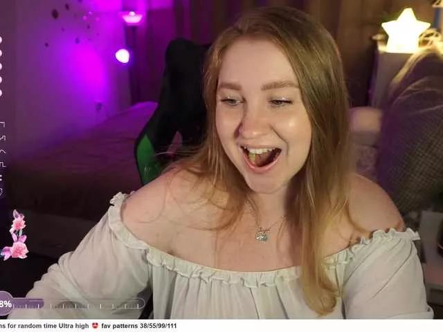 PusssyJuicy from BongaCams