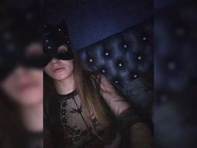 Queen75 from BongaCams is Freechat