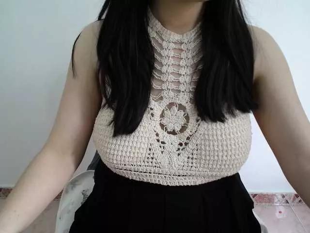 Explore our live girls sluts from our Custom and Multi clubs and checkout exclusive access to highly interactive content, such as shape, hair, titties, pussy type and many more.