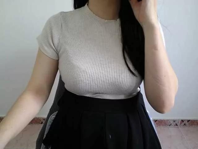 QueenHot92 from BongaCams