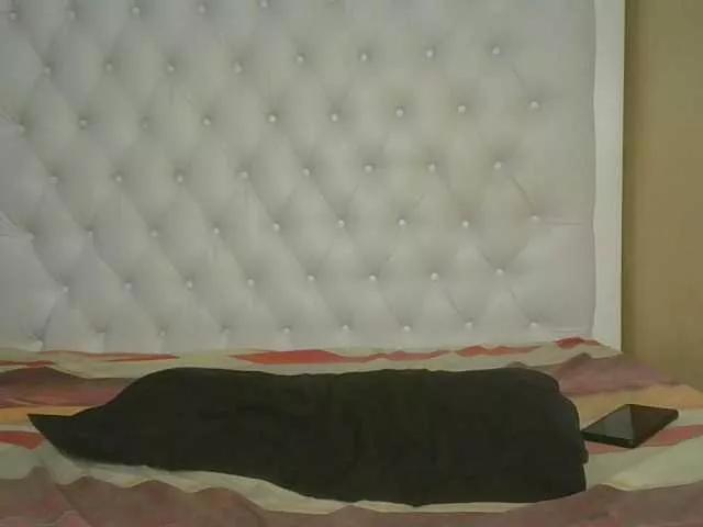 queenivy from BongaCams is Freechat