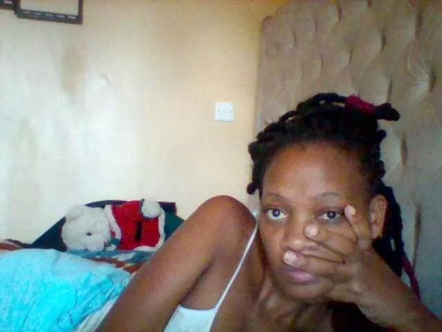 raniacute from BongaCams is Freechat