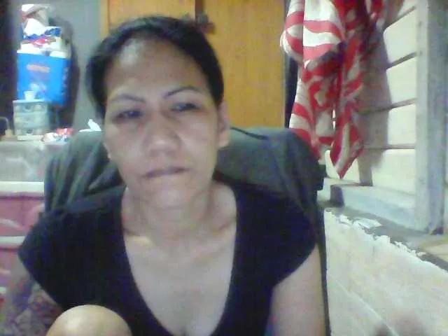 Rarra from BongaCams