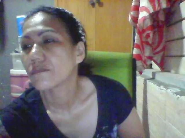 Rarra from BongaCams