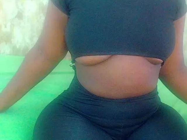 Photos of Ravenlip from BongaCams is Freechat