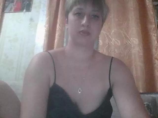 RayAnnie from BongaCams