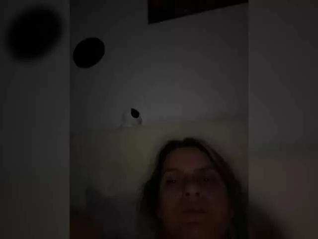 ReveMignoneX from BongaCams