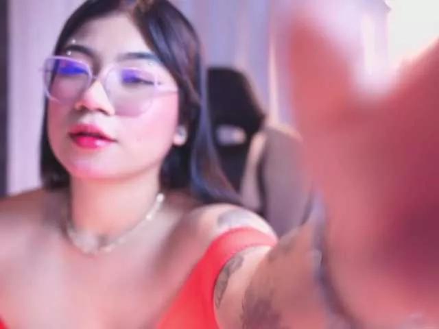 Explore our live girls sluts from our Custom and Multi clubs and checkout exclusive access to highly interactive content, such as shape, hair, titties, pussy type and many more.