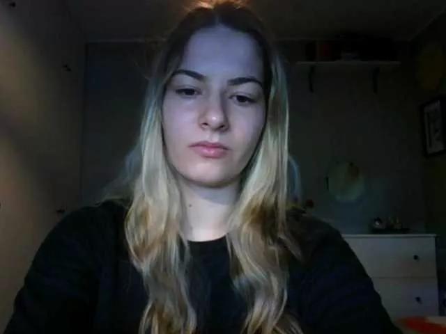 Explore our live girls sluts from our Custom and Multi clubs and checkout exclusive access to highly interactive content, such as shape, hair, titties, pussy type and many more.