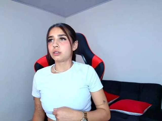 Explore our live girls sluts from our Custom and Multi clubs and checkout exclusive access to highly interactive content, such as shape, hair, titties, pussy type and many more.