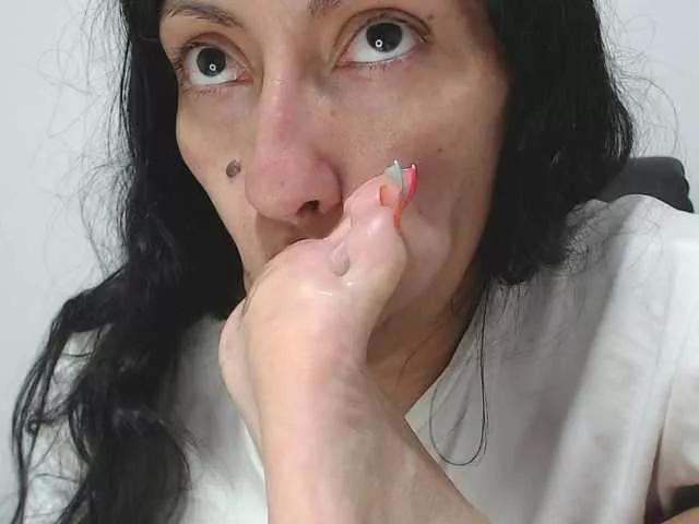 saaramilleer from BongaCams