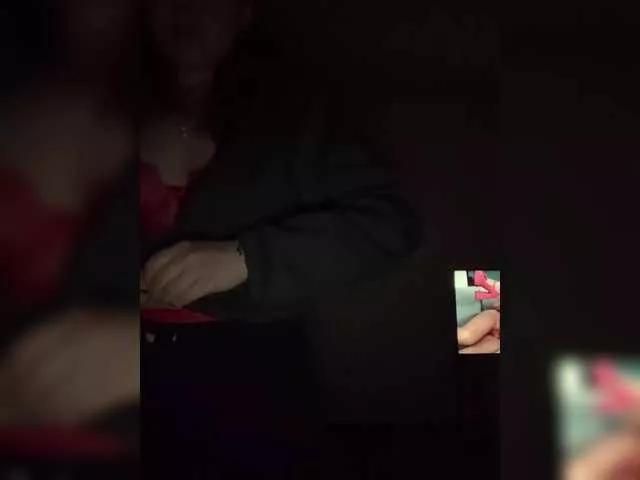 Sailor-Moons webcams show profile image 