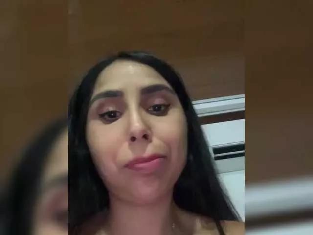 SallyeLeins from BongaCams