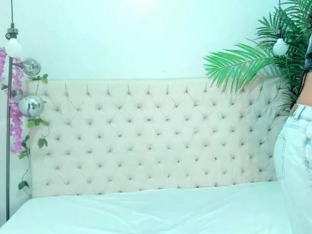 Samantha-Keem from BongaCams