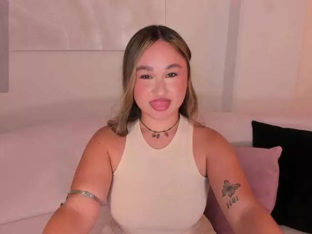 SamanthaConnor from BongaCams