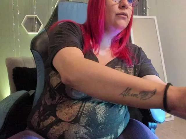 Explore our live girls sluts from our Custom and Multi clubs and checkout exclusive access to highly interactive content, such as shape, hair, titties, pussy type and many more.