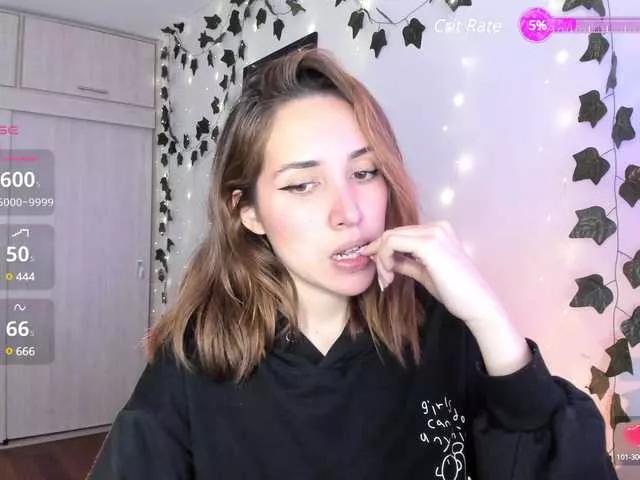 Explore our live girls sluts from our Custom and Multi clubs and checkout exclusive access to highly interactive content, such as shape, hair, titties, pussy type and many more.
