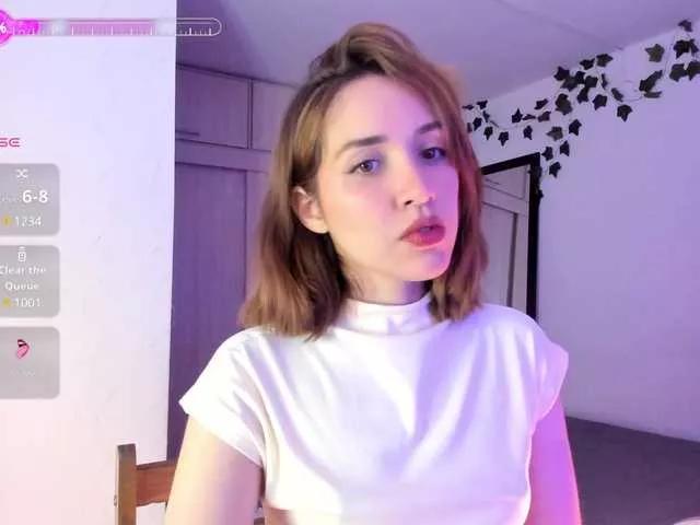 Explore our live girls sluts from our Custom and Multi clubs and checkout exclusive access to highly interactive content, such as shape, hair, titties, pussy type and many more.