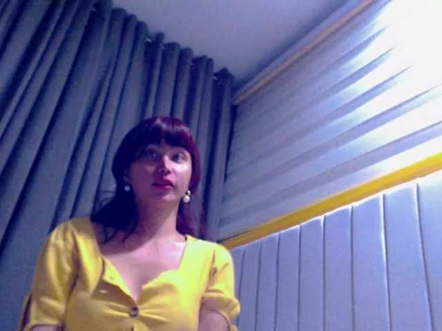 Sarah1000000 from BongaCams