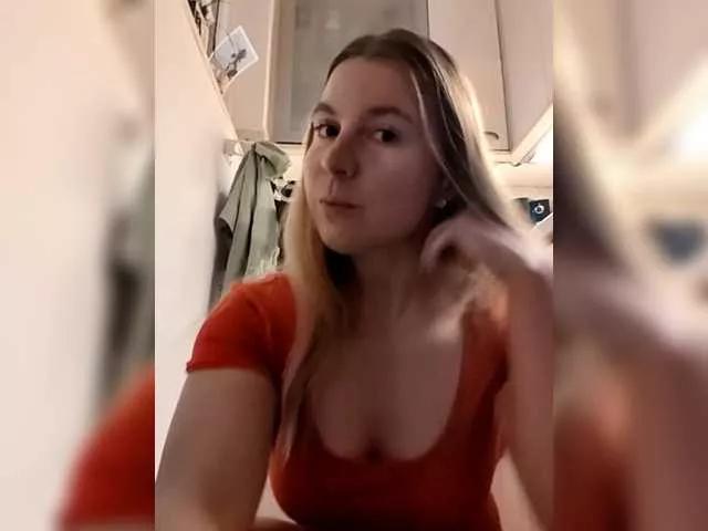 Explore our live girls sluts from our Custom and Multi clubs and checkout exclusive access to highly interactive content, such as shape, hair, titties, pussy type and many more.
