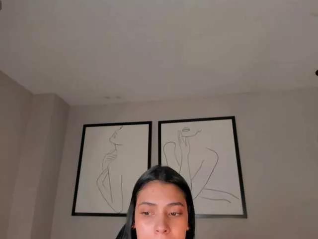 Explore our live girls sluts from our Custom and Multi clubs and checkout exclusive access to highly interactive content, such as shape, hair, titties, pussy type and many more.