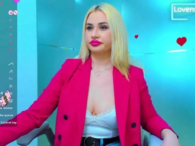sassyqueen from BongaCams