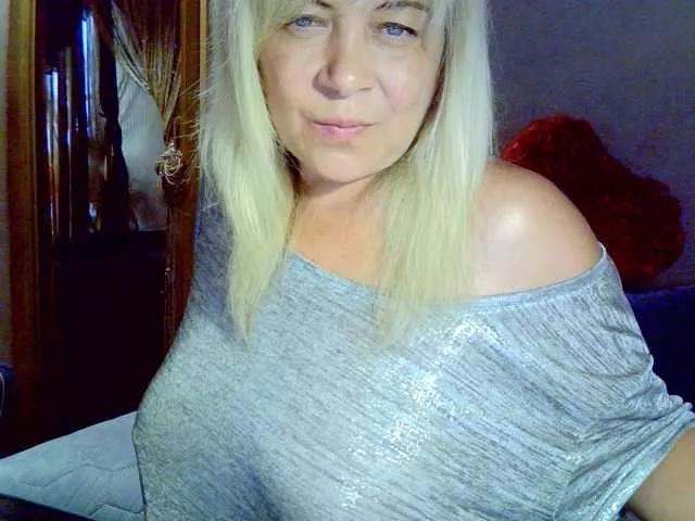 Savan35na from BongaCams