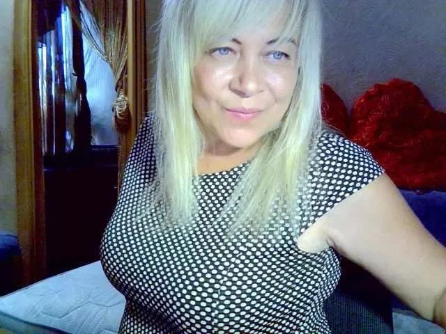 Savan35na from BongaCams