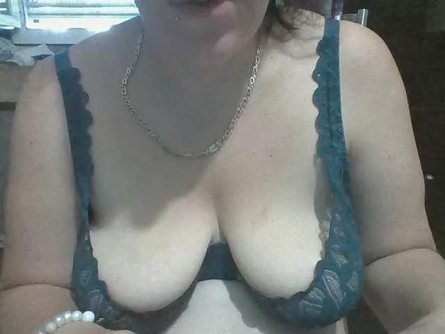 Explore our live girls sluts from our Custom and Multi clubs and checkout exclusive access to highly interactive content, such as shape, hair, titties, pussy type and many more.