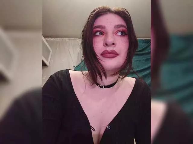 Explore our live girls sluts from our Custom and Multi clubs and checkout exclusive access to highly interactive content, such as shape, hair, titties, pussy type and many more.
