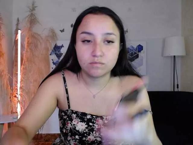 Explore our live girls sluts from our Custom and Multi clubs and checkout exclusive access to highly interactive content, such as shape, hair, titties, pussy type and many more.