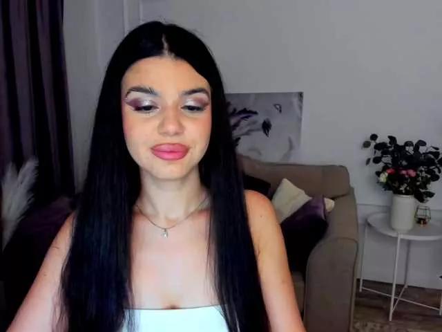 Explore our live girls sluts from our Custom and Multi clubs and checkout exclusive access to highly interactive content, such as shape, hair, titties, pussy type and many more.