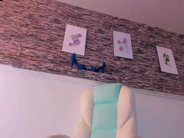 Ssasha-777 from BongaCams