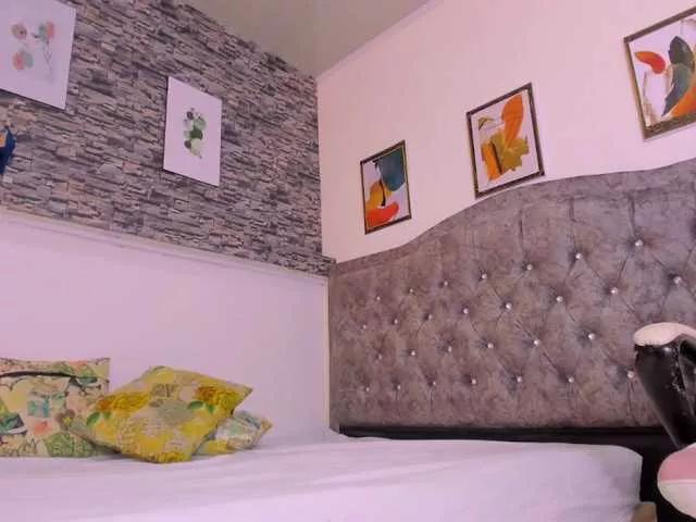 Ssasha-777 from BongaCams
