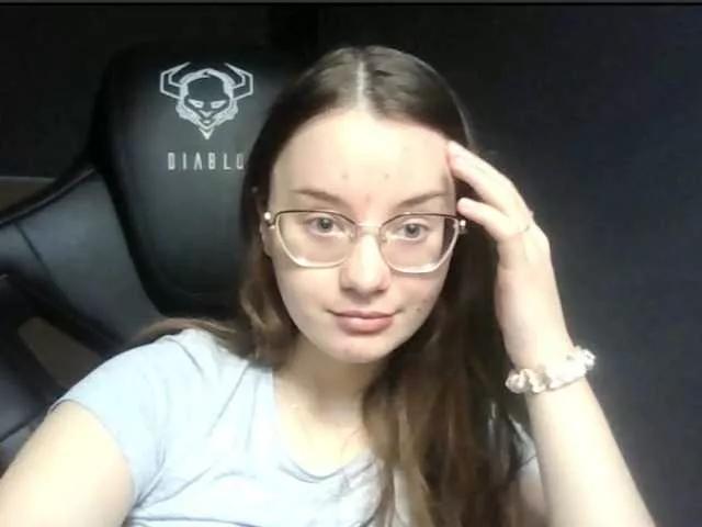 Explore our live girls sluts from our Custom and Multi clubs and checkout exclusive access to highly interactive content, such as shape, hair, titties, pussy type and many more.