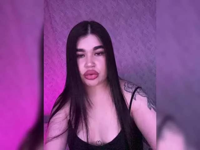 Explore our live girls sluts from our Custom and Multi clubs and checkout exclusive access to highly interactive content, such as shape, hair, titties, pussy type and many more.