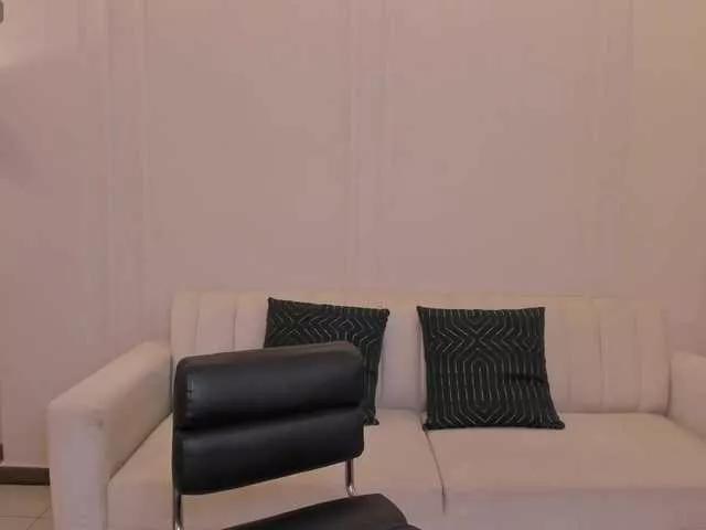 SunnyRiversX from BongaCams