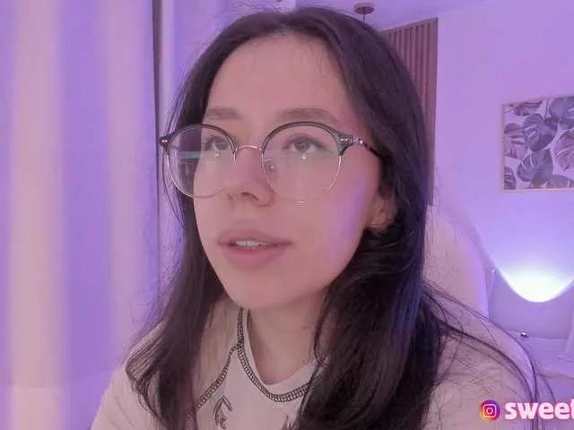 sweet-vera from BongaCams