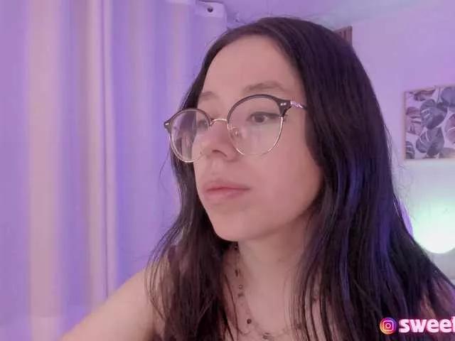 sweet-vera from BongaCams