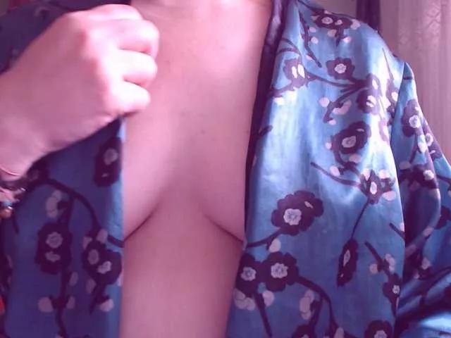 sweetbrunete from BongaCams