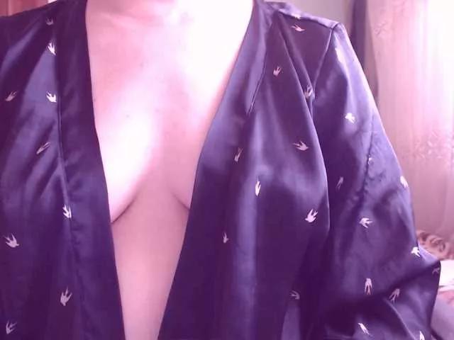 sweetbrunete from BongaCams