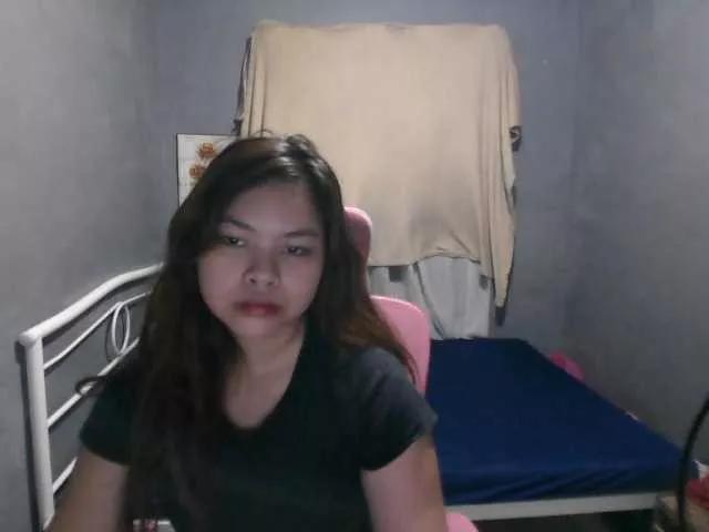 sweetiepiee from BongaCams