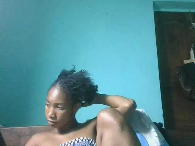 Sweetiepop from BongaCams