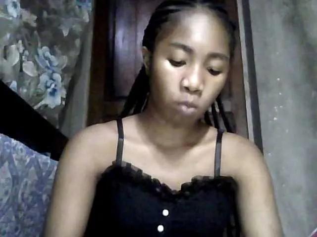 Sweetiepop from BongaCams