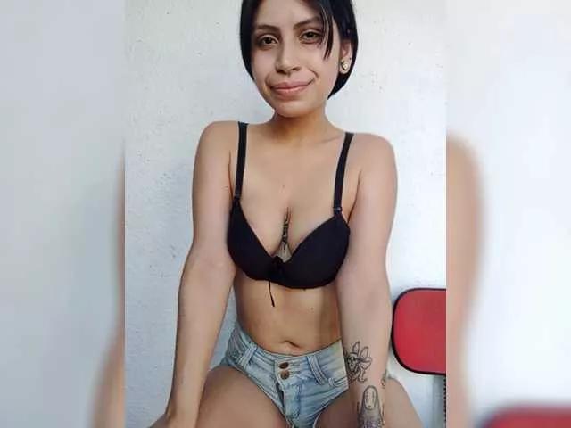 sweetkitty- from BongaCams