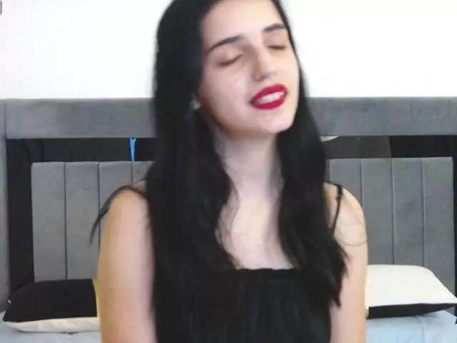 Explore our live girls sluts from our Custom and Multi clubs and checkout exclusive access to highly interactive content, such as shape, hair, titties, pussy type and many more.
