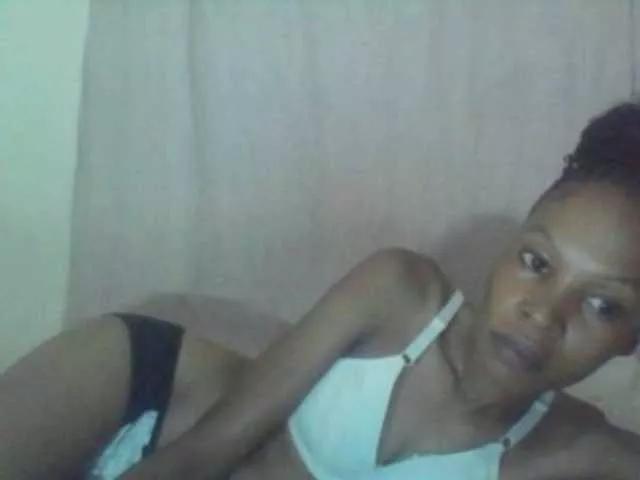 Sweetpetite254 from BongaCams